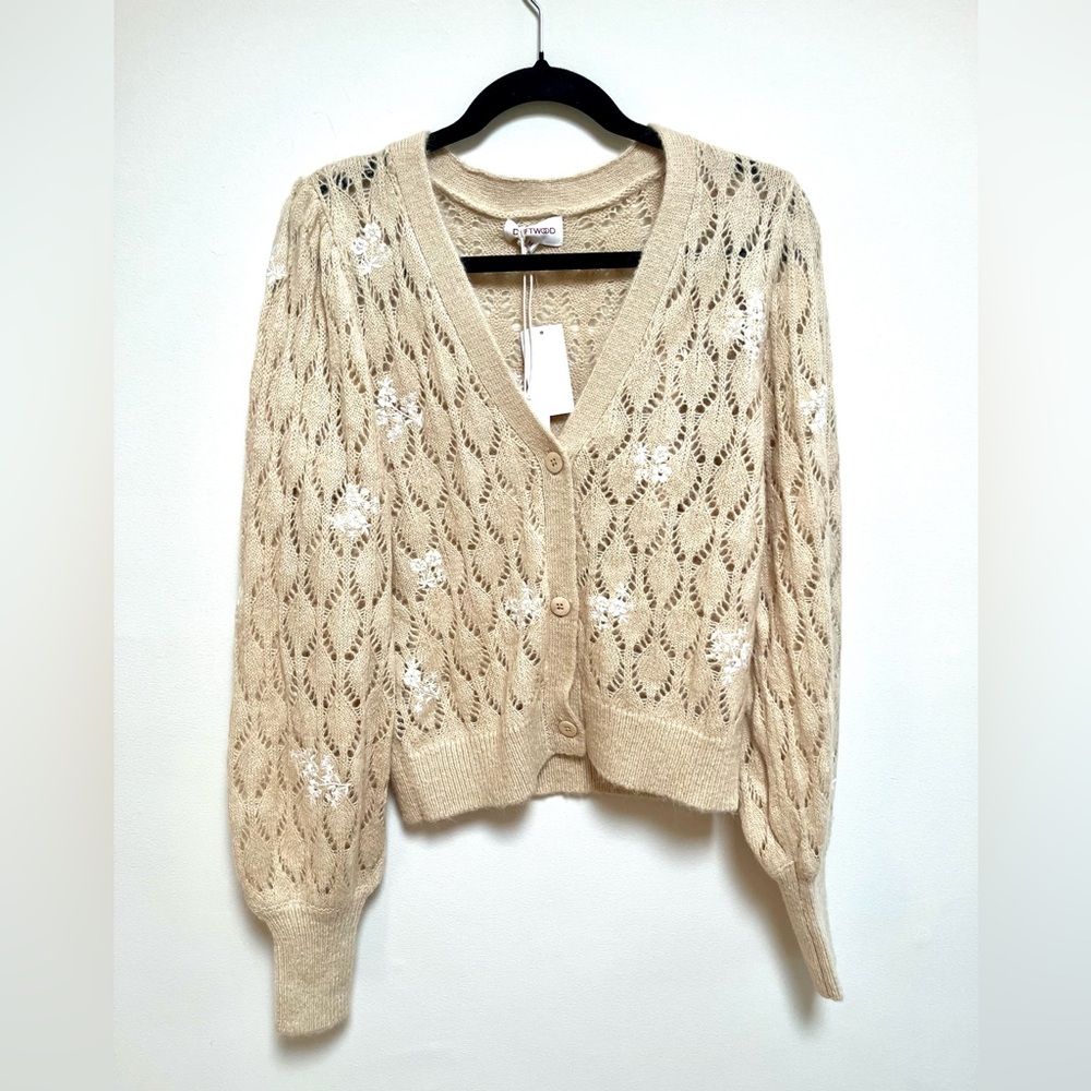Driftwood Pointelle Floral Embroidered Sweater Cardigan size Medium NWT